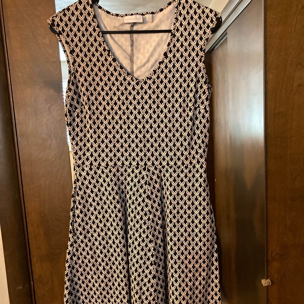 Navy/white casual wear dress